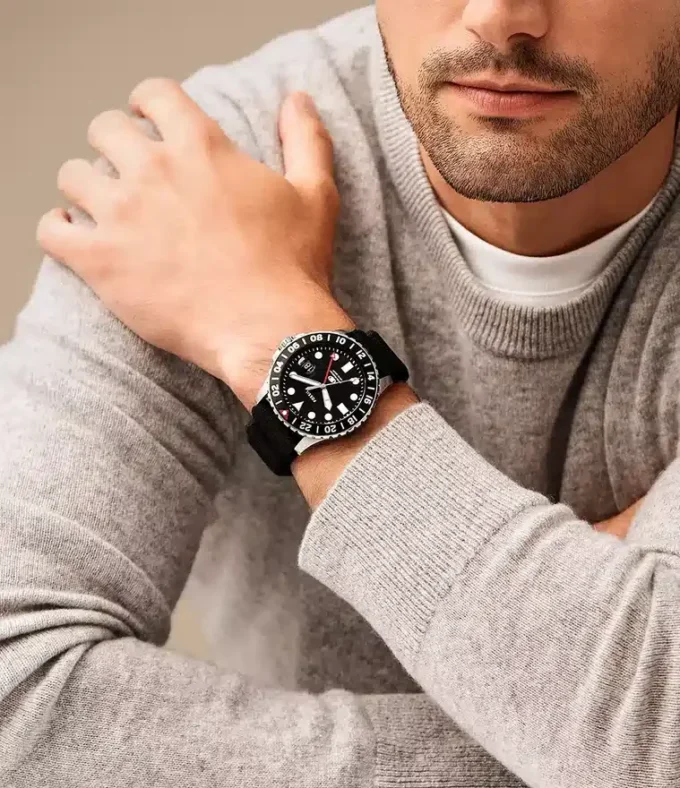 Fossil Blue GMT svart silikonklocka Fossil Blue GMT svart silikonklocka