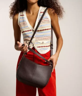 Jolie lädercrossbodyväska Jolie lädercrossbodyväska
