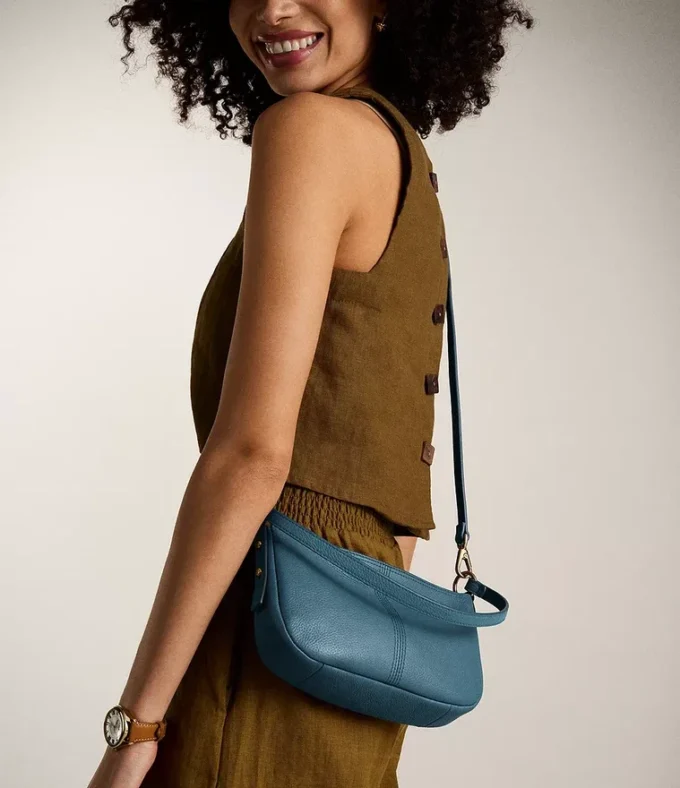 Jolie liten crossbody-väska i läder Jolie liten crossbody-väska i läder