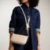 Jolie liten crossbody-väska i läder Jolie liten crossbody-väska i läder