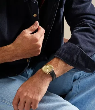 nick jonas x fossil machine luxe trevisare svart krokodillderklocka 2 330x383 - Nick Jonas x Fossil Machine Luxe trevisare svart krokodill&auml;derklocka