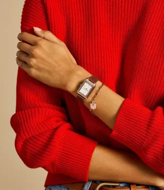 Raquel trevisare med datum, mellangebrunt läderarmband och armbandsset