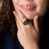 Watch Ring Tvåvisare Pavé Svart rostfritt stålklocka Watch Ring Tvåvisare Pavé Svart rostfritt stålklocka
